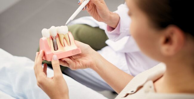 Dr. Onur Ademhan performing zygomatic implant surgery in Antalya